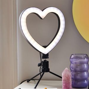 Heart selfie light